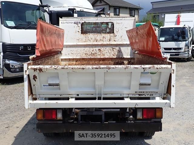 Isuzu ELF TRUCK 2019-07 8524700-5