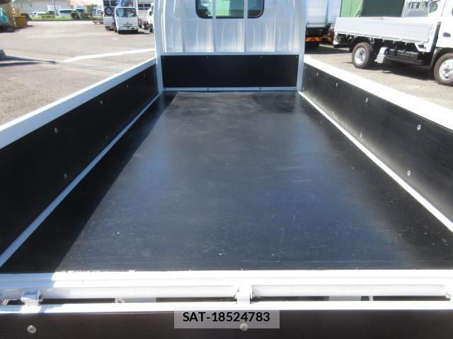 Isuzu ELF TRUCK 2016-07 8524720-11