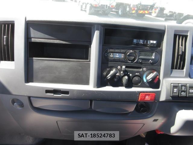 Isuzu ELF TRUCK 2016-07 8524720-14