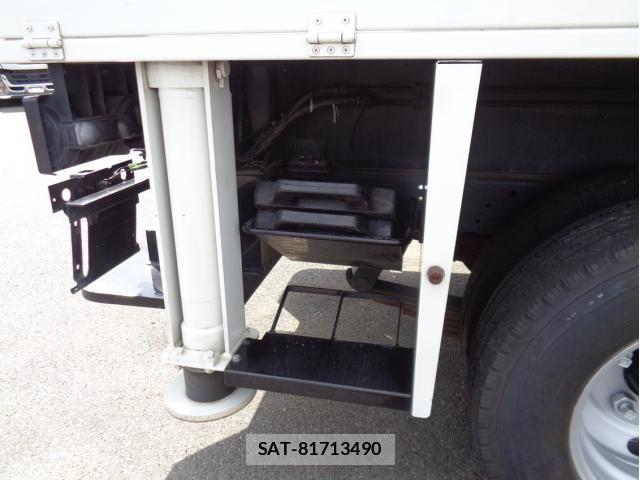 Isuzu ELF TRUCK 2020-07 8524662-19