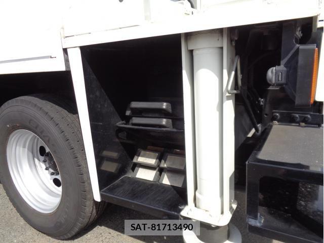Isuzu ELF TRUCK 2020-07 8524662-20