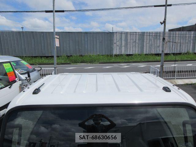 Isuzu ELF TRUCK 2024-10 8524692-9