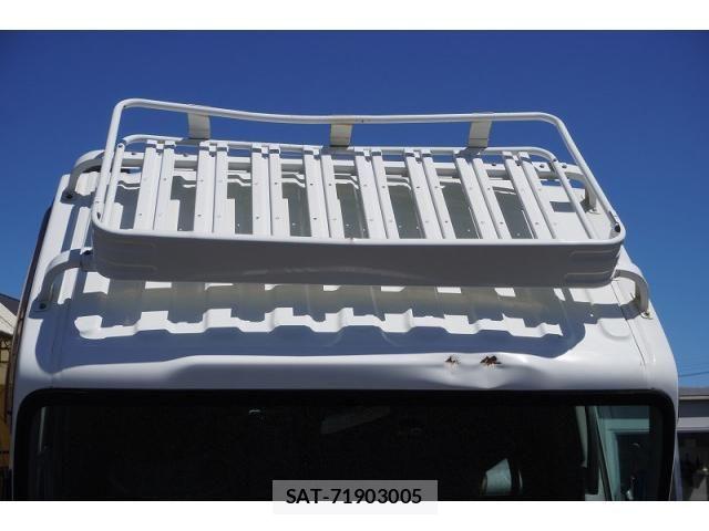 Isuzu ELF TRUCK 2018-06 8524657-16