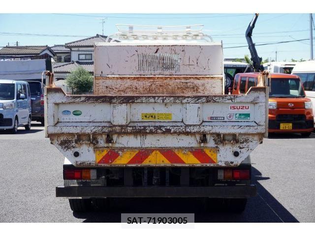 Isuzu ELF TRUCK 2018-06 8524657-3