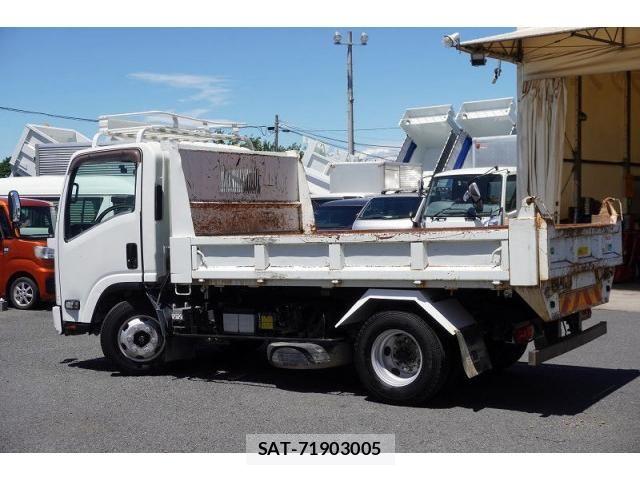 Isuzu ELF TRUCK 2018-06 8524657-6