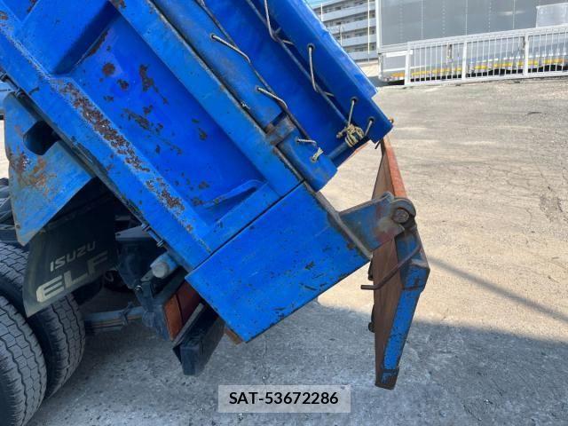 Isuzu ELF TRUCK 2016-01 8524740-27
