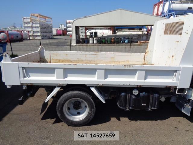 Isuzu ELF TRUCK 2018-08 8561784-28