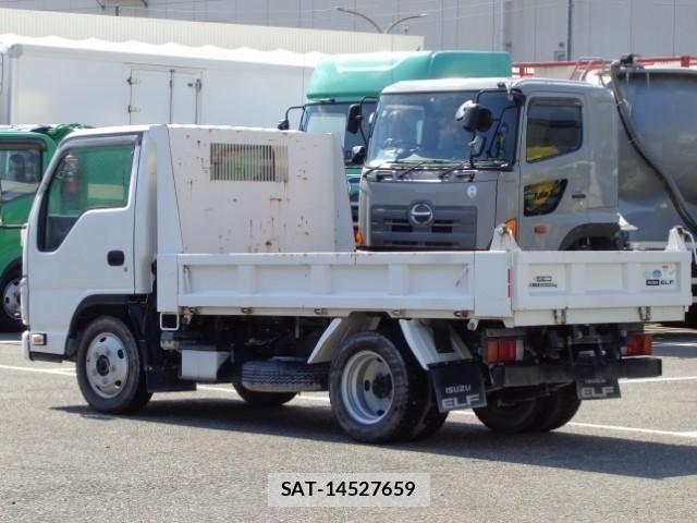 Isuzu ELF TRUCK 2018-08 8561784-3