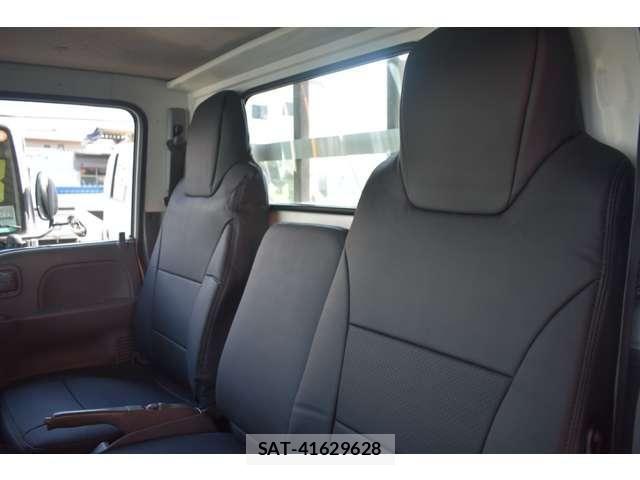 Isuzu ELF TRUCK 2016-07 8561790-13