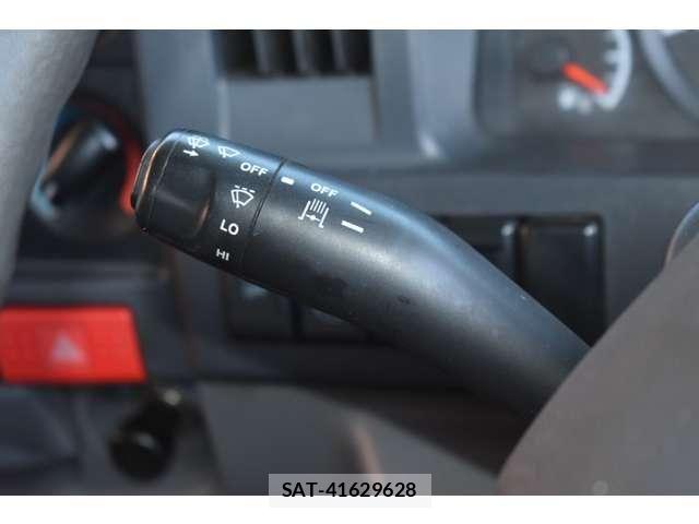 Isuzu ELF TRUCK 2016-07 8561790-16