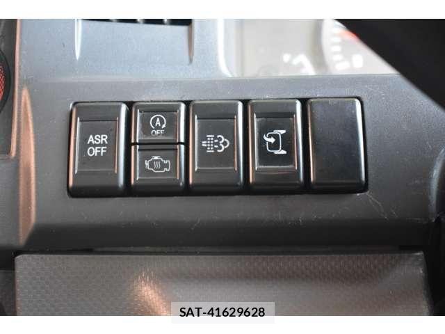 Isuzu ELF TRUCK 2016-07 8561790-19