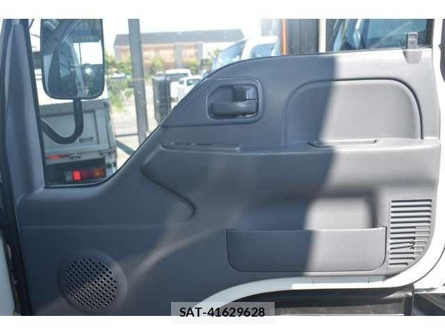 Isuzu ELF TRUCK 2016-07 8561790-8