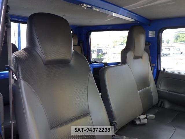 Isuzu ELF TRUCK 2015-07 8561792-16