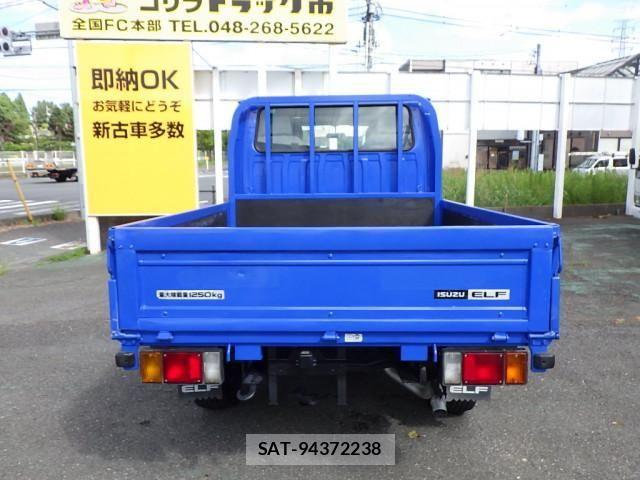 Isuzu ELF TRUCK 2015-07 8561792-5
