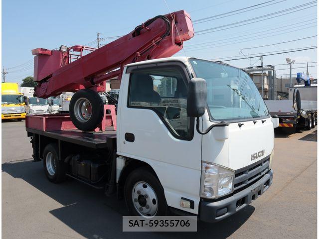 Isuzu ELF TRUCK 2012-04 8561794-1
