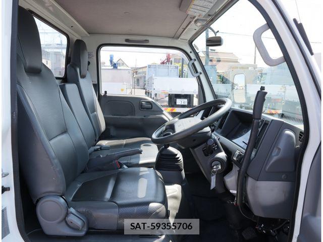 Isuzu ELF TRUCK 2012-04 8561794-21