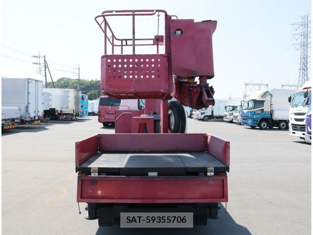 Isuzu ELF TRUCK 2012-04 8561794-5