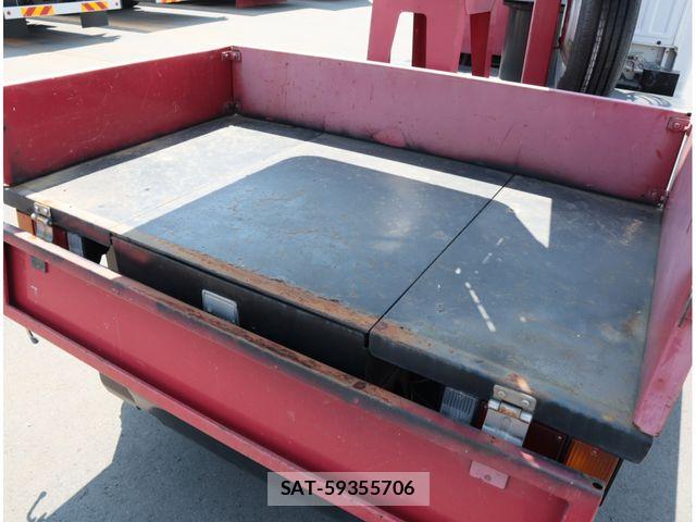 Isuzu ELF TRUCK 2012-04 8561794-6