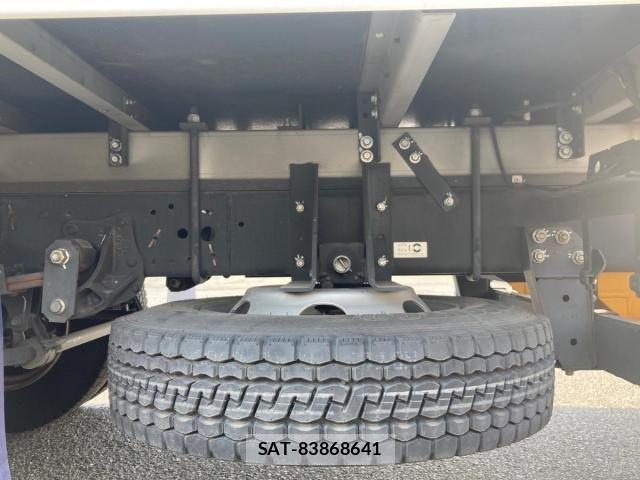 Isuzu ELF TRUCK 2021-07 8561787-11