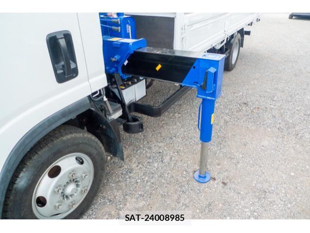Isuzu ELF TRUCK 2011-11 8561780-13