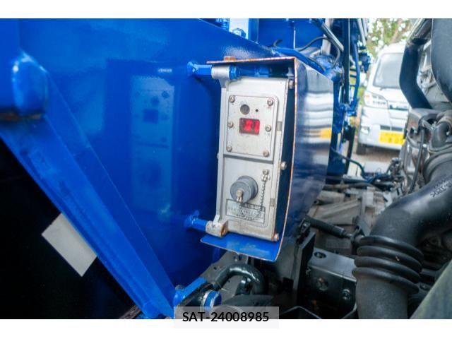 Isuzu ELF TRUCK 2011-11 8561780-22