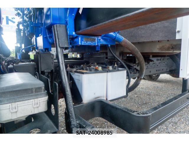 Isuzu ELF TRUCK 2011-11 8561780-24