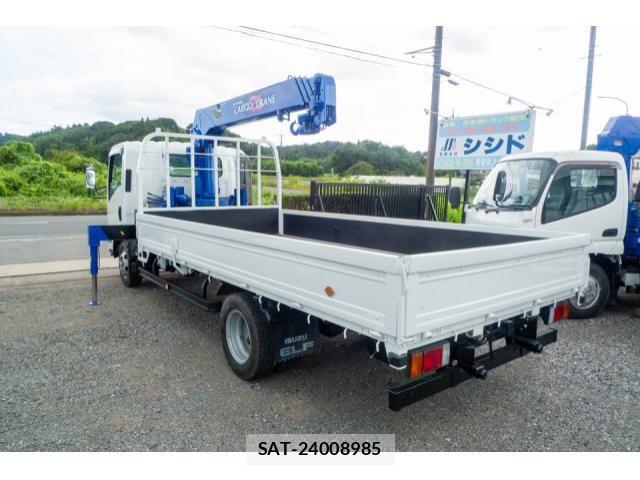 Isuzu ELF TRUCK 2011-11 8561780-3