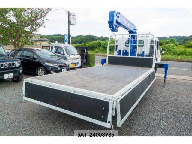 Isuzu ELF TRUCK 2011-11 8561780-7