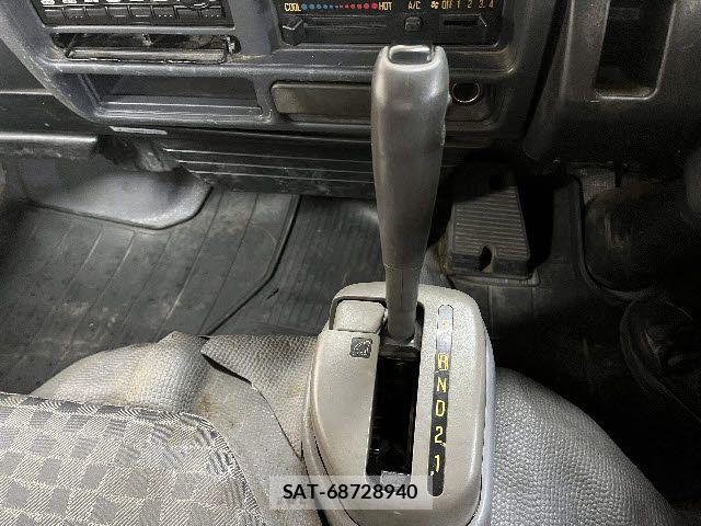 Isuzu ELF TRUCK 2005-06 8561797-19