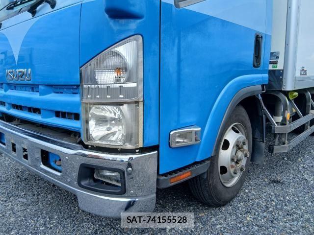 Isuzu ELF TRUCK 2012-01 8561791-24
