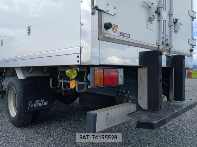 Isuzu ELF TRUCK 2012-01 8561791-28