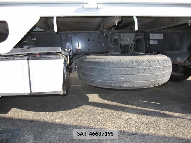 Isuzu ELF TRUCK 2003-11 8561795-16