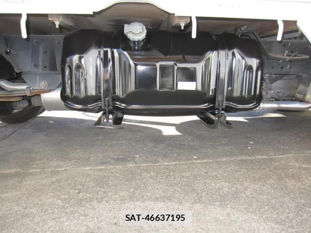 Isuzu ELF TRUCK 2003-11 8561795-17