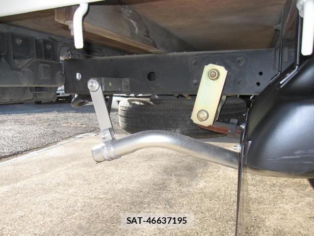 Isuzu ELF TRUCK 2003-11 8561795-18
