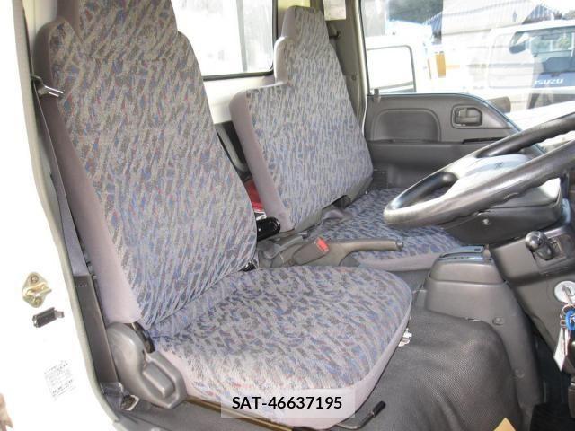 Isuzu ELF TRUCK 2003-11 8561795-28