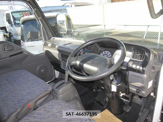Isuzu ELF TRUCK 2003-11 8561795-29