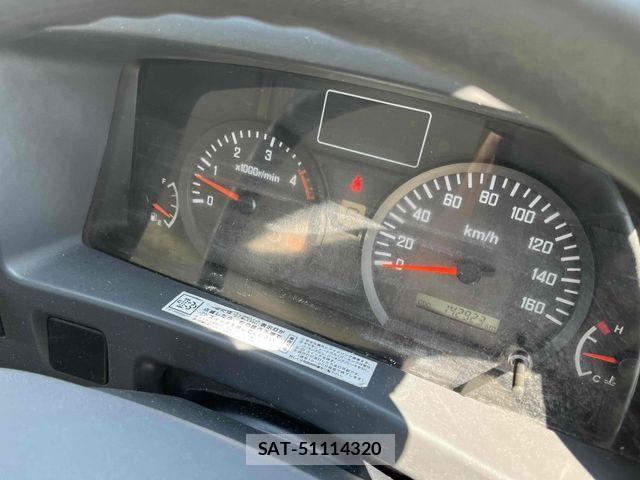 Isuzu ELF TRUCK 2016-06 8561783-19