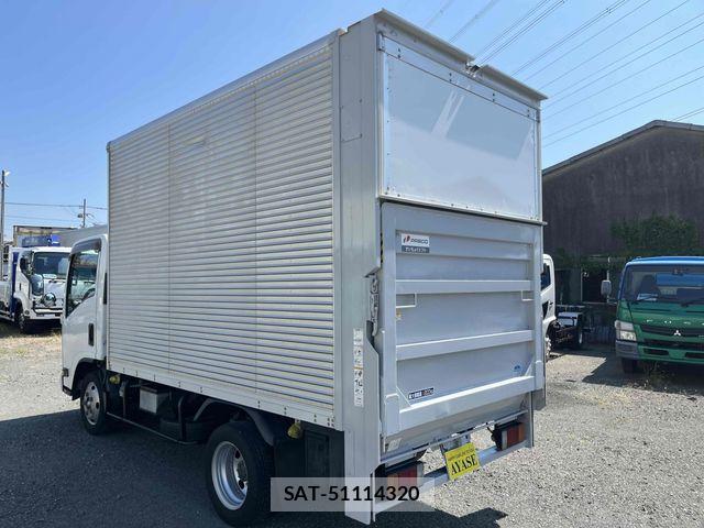 Isuzu ELF TRUCK 2016-06 8561783-3