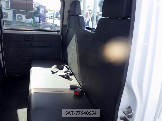 Isuzu ELF TRUCK 2017-05 8561782-12