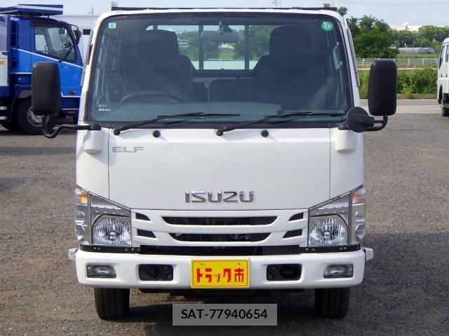 Isuzu ELF TRUCK 2017-05 8561782-2