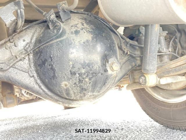 Isuzu ELF TRUCK 2014-08 8561799-11