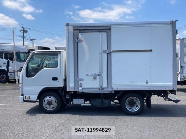Isuzu ELF TRUCK 2014-08 8561799-4