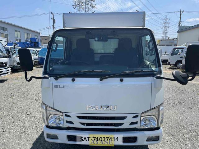 Isuzu ELF TRUCK 2017-04 8561793-1