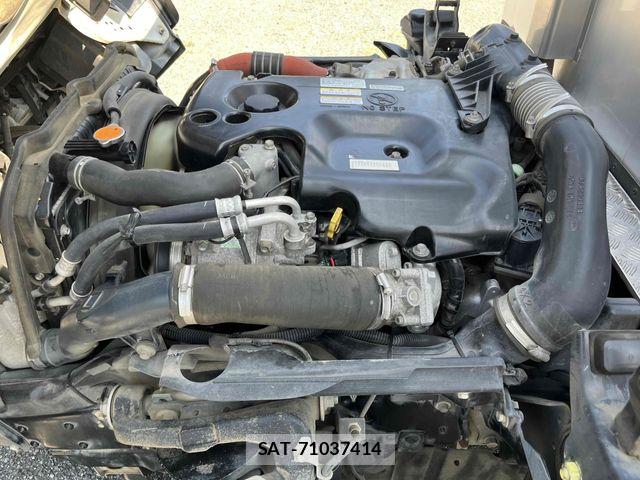 Isuzu ELF TRUCK 2017-04 8561793-24