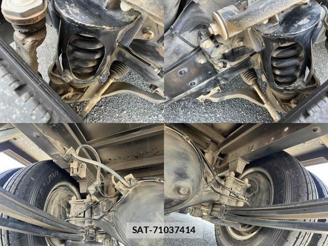 Isuzu ELF TRUCK 2017-04 8561793-26