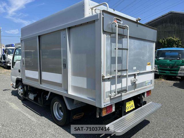Isuzu ELF TRUCK 2017-04 8561793-3