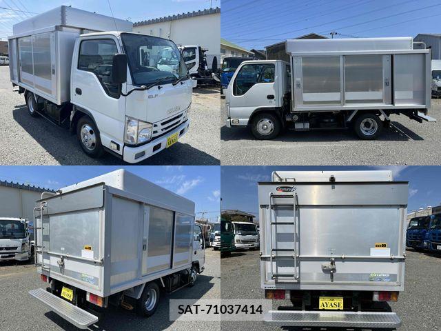 Isuzu ELF TRUCK 2017-04 8561793-4
