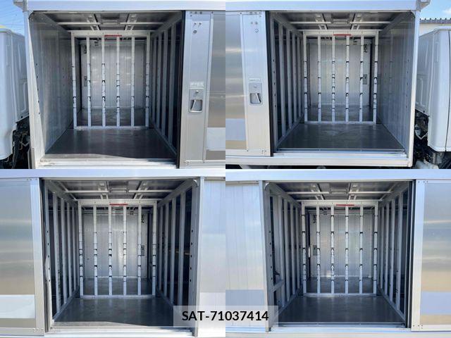 Isuzu ELF TRUCK 2017-04 8561793-8