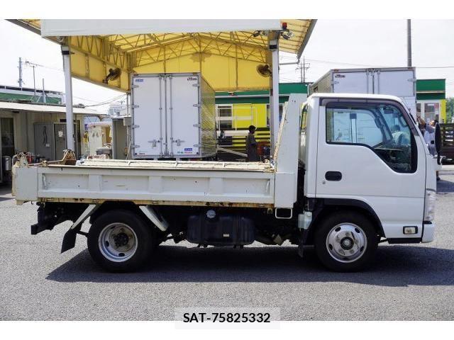 Isuzu ELF TRUCK 2017-02 8561785-4