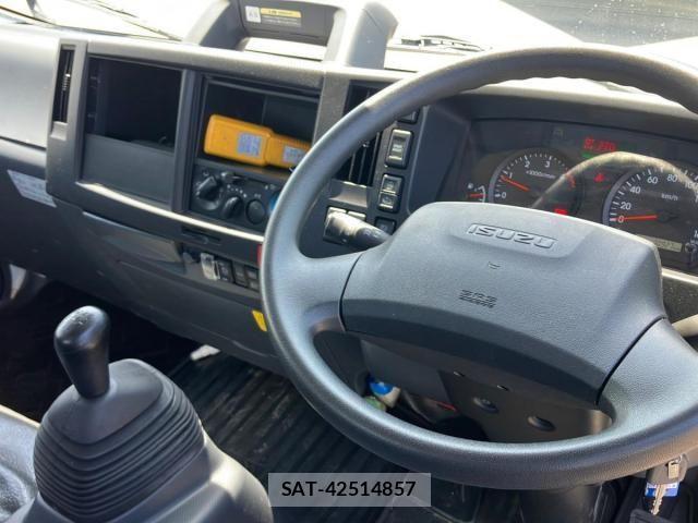 Isuzu ELF TRUCK 2021-09 8561779-21